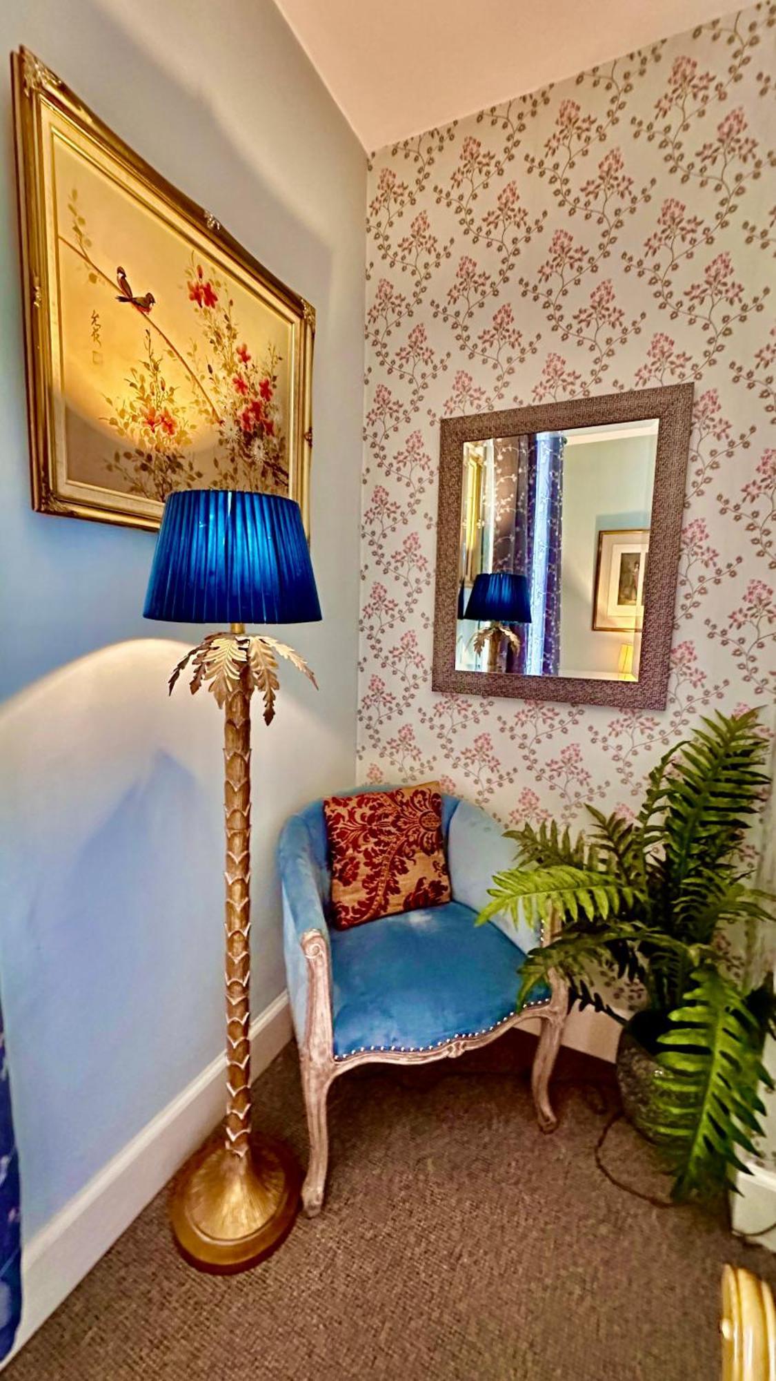 Homestay Charming Victorian House *