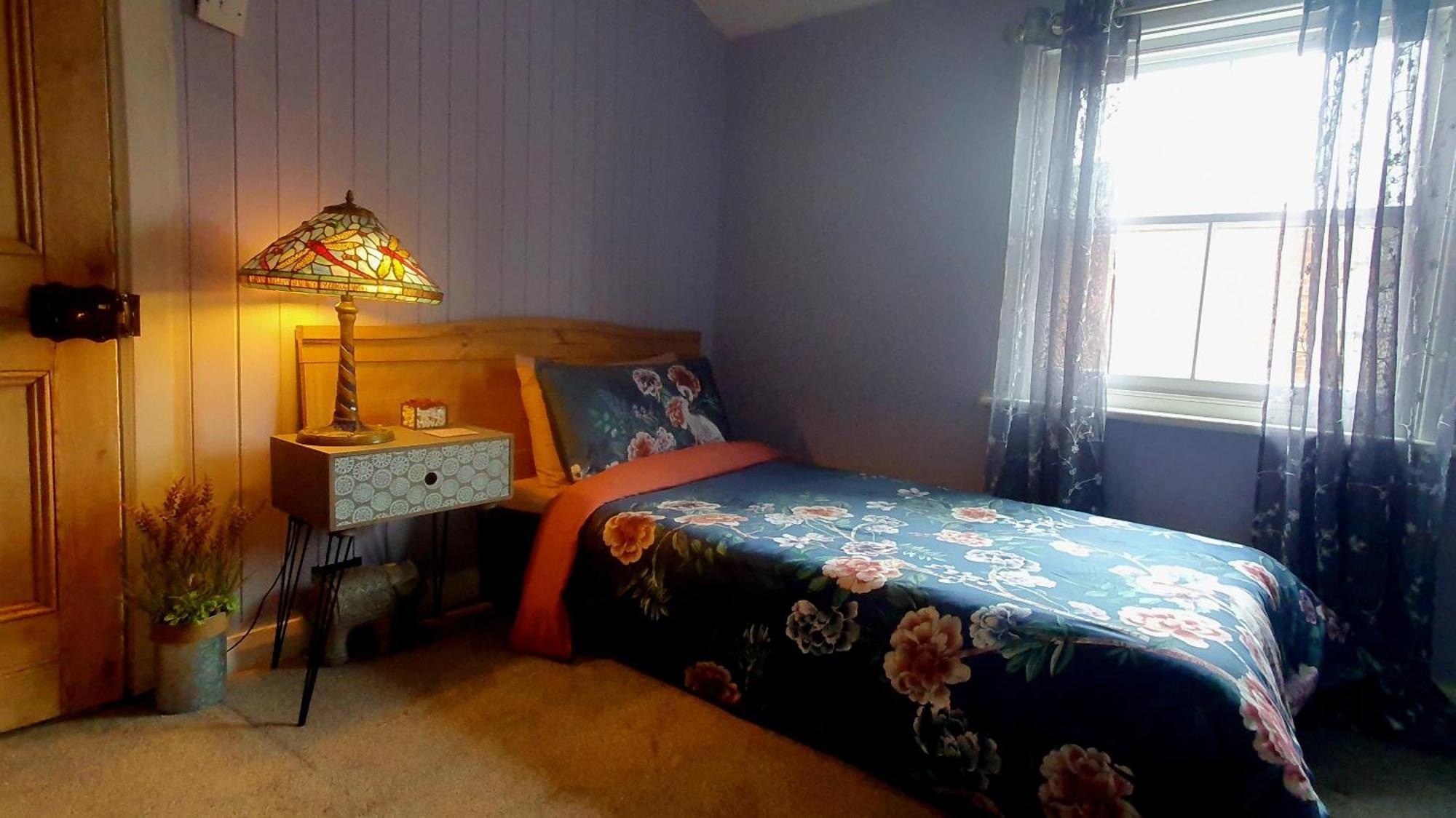 Charming Victorian House Homestay *